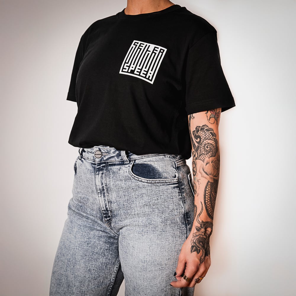 seiler-und-speer-t-shirt-schwarz-barcode-unisex image 6